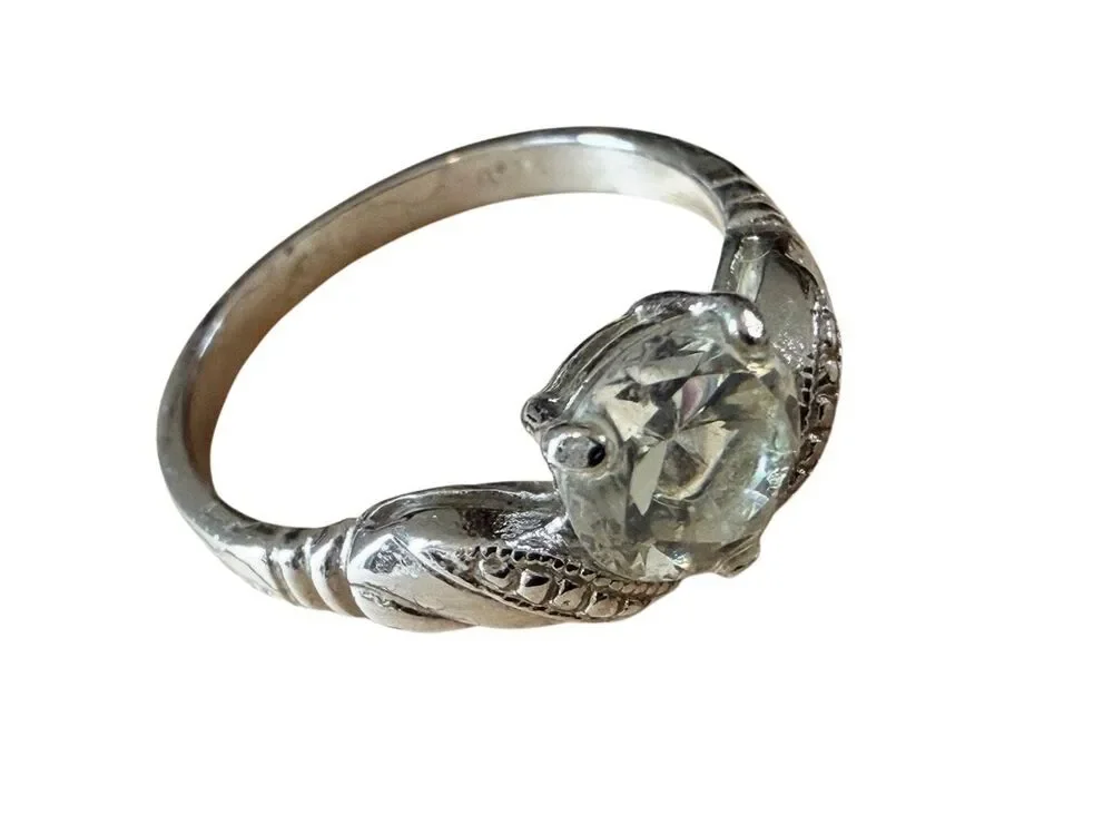 LIND Clear Rhinestone Solitaire Ring